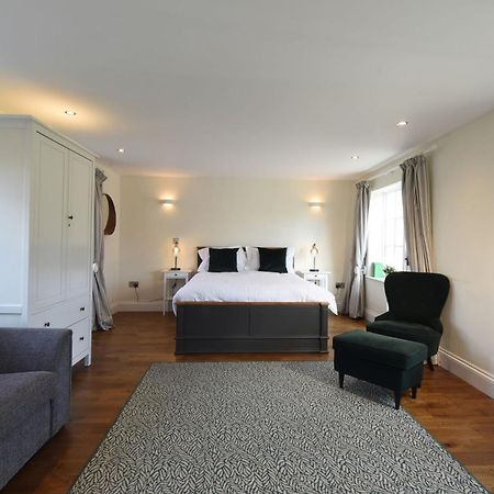 Hilltop Country House แม็กเคิลสฟิลด์ ภายนอก รูปภาพ